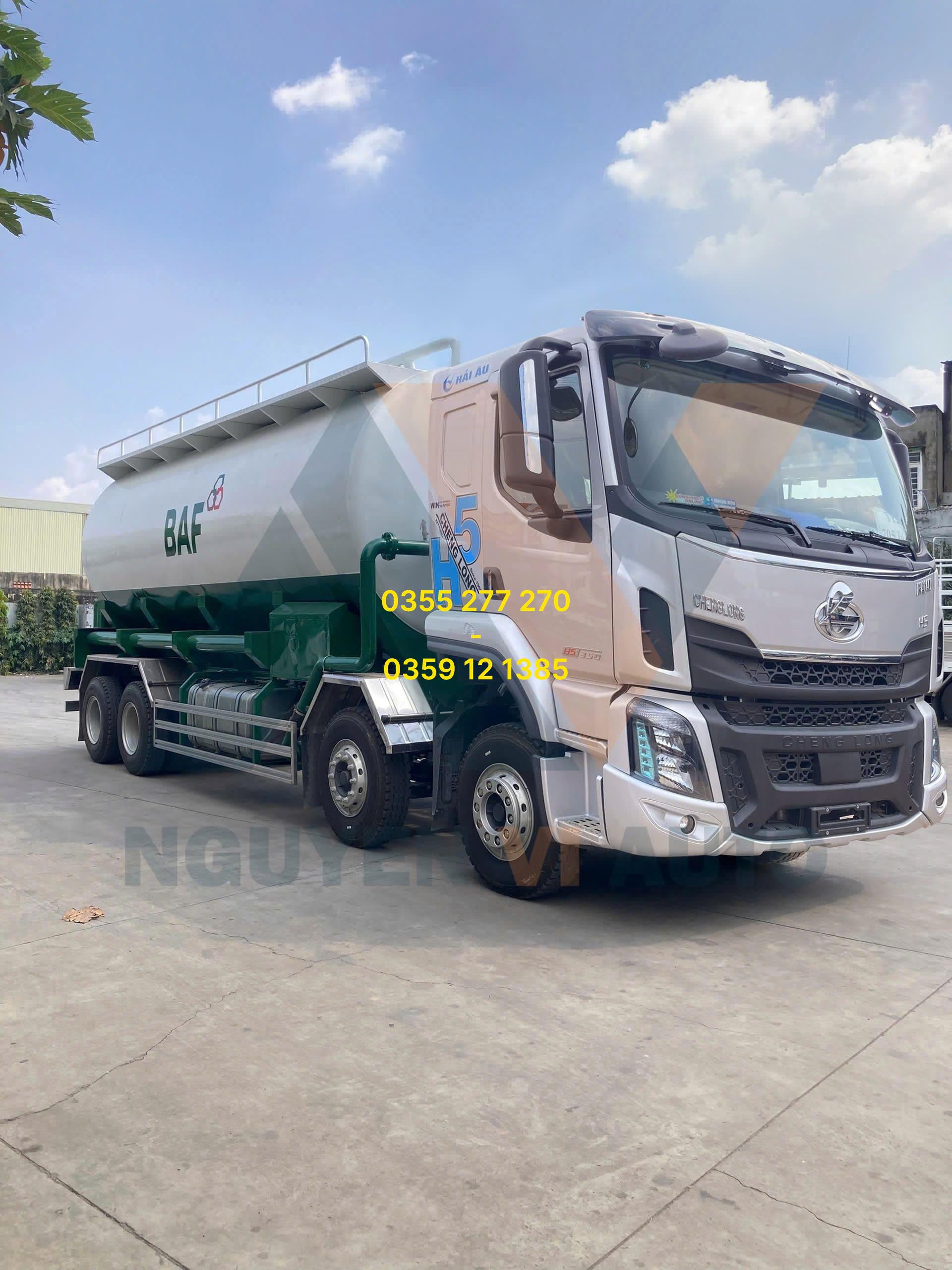 xe bồn chở cám HCM