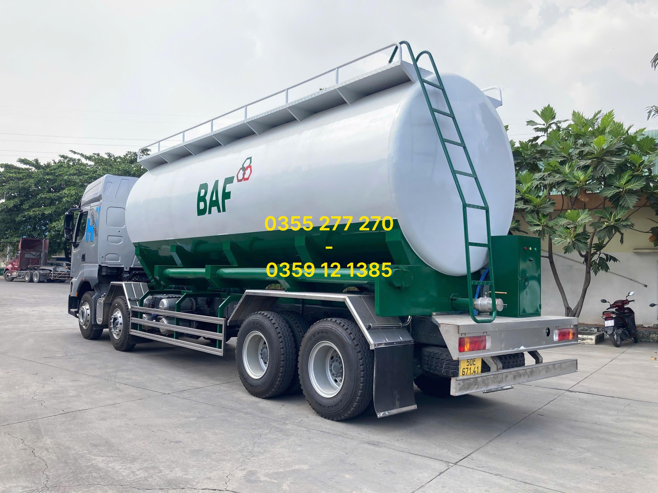 xe bồn chở cám HCM