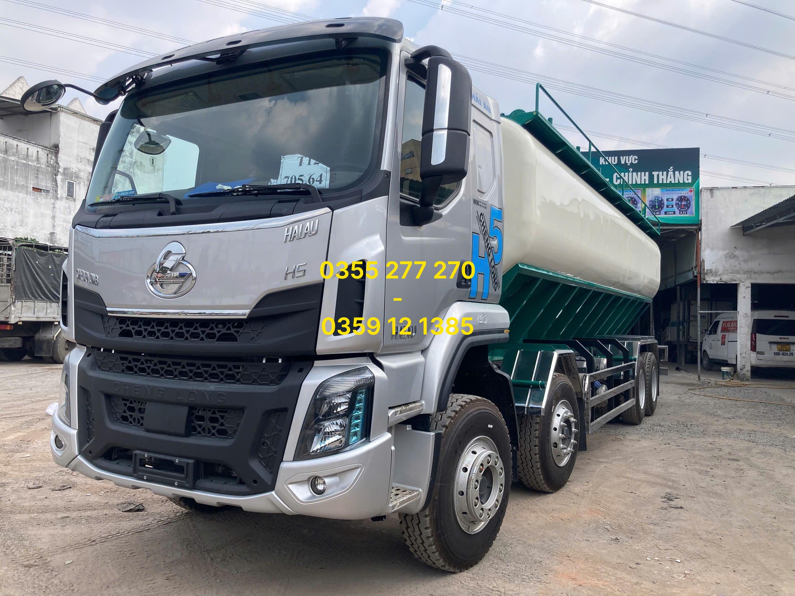 xe bồn chở cám HCM