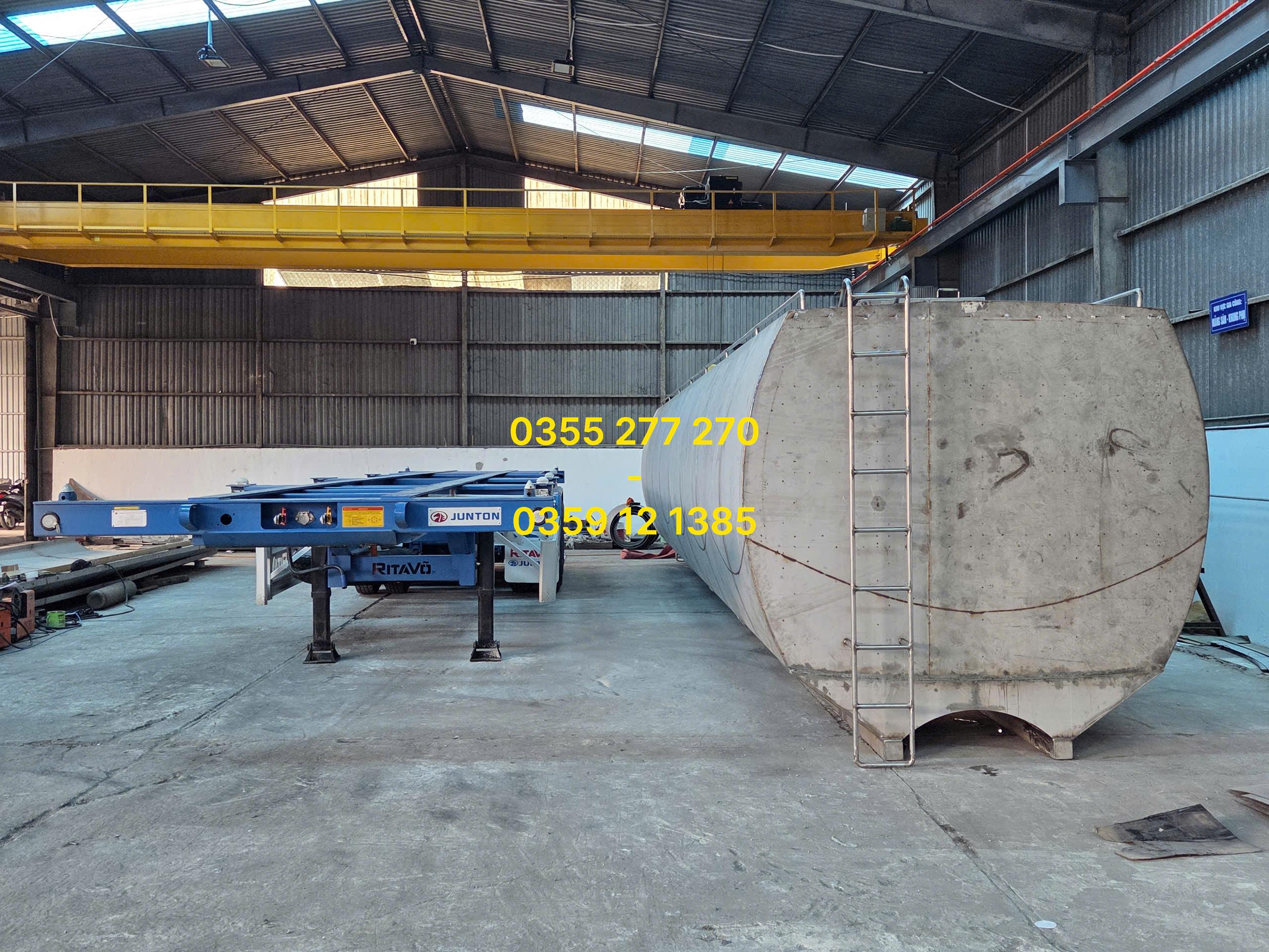 xe bồn chở cám HCM