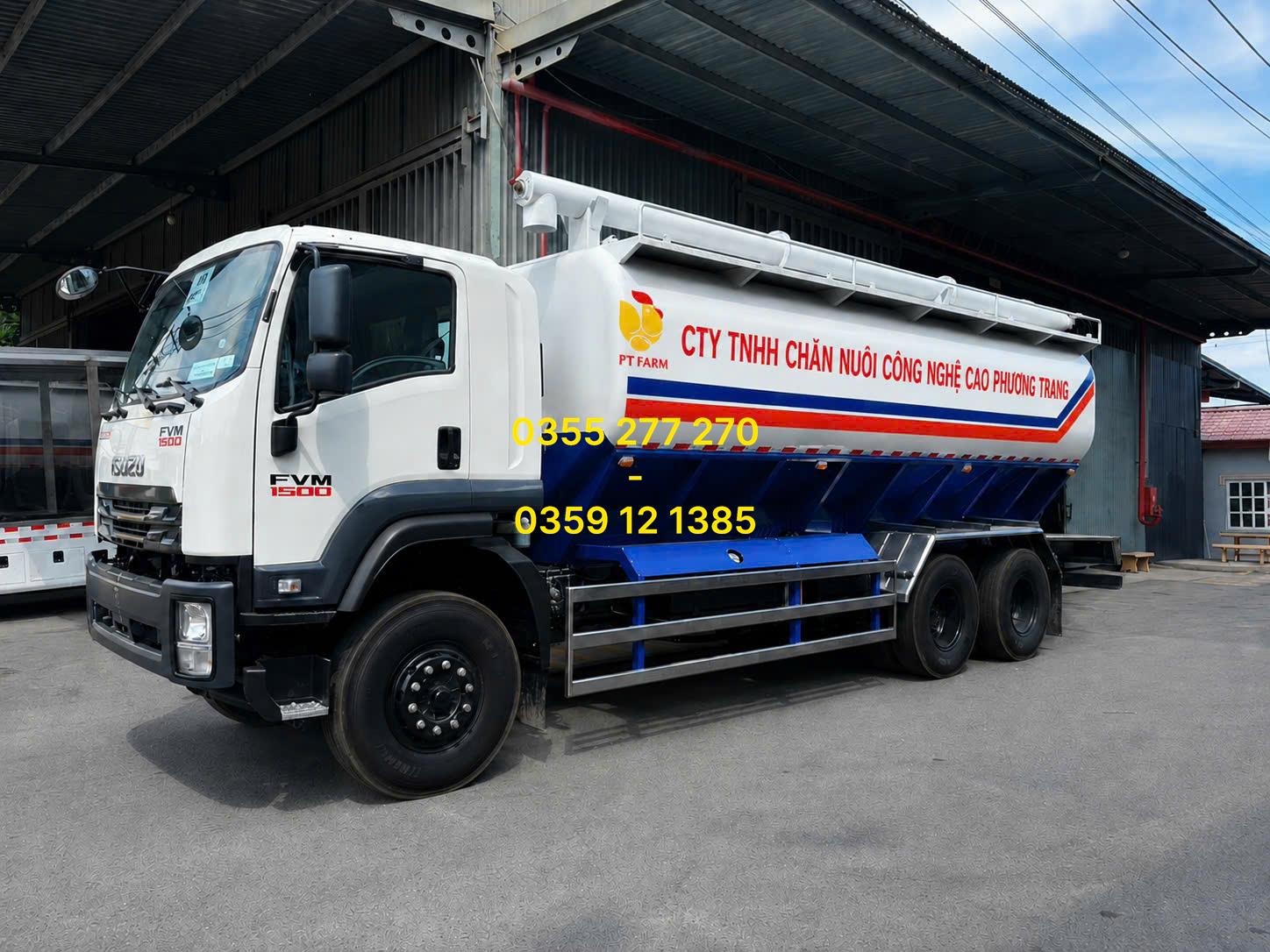 xe bồn chở cám HCM
