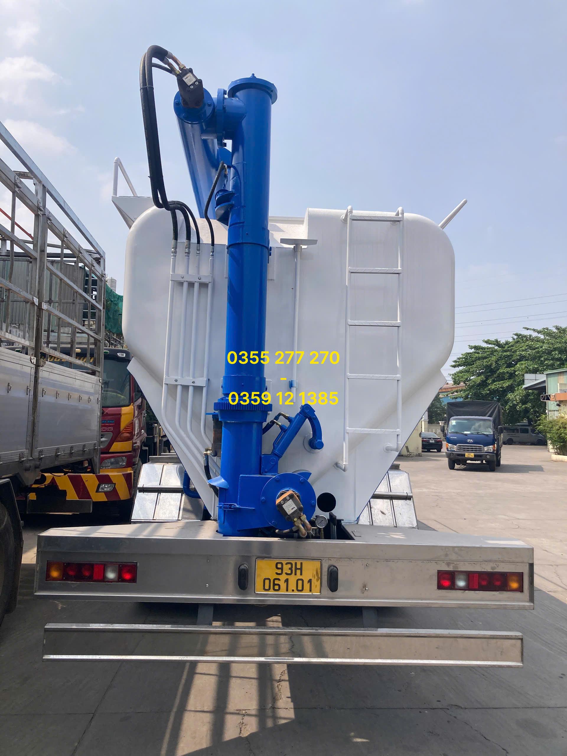 xe bồn chở cám giá rẻ' xe bồn chở cám giá tốt' mua xe bồn chở cám giá rẻ' mua xe bồn chở cám giá tốt' xe bồn chở cám Kamaz' xe bồn chở cám Kamaz 65117' Kamaz 65117 bồn chở cám' xe bồn chở cám 3 chân' xe bồn chở cám 6x4' xe bồn chở cám thức ăn chăn nuôi' xe chở cám bồn trục vít' xe bồn chở cám trục vít giá rẻ' đóng bồn chở cám giá rẻ' đóng bồn chở cám thức ăn chăn nuôi' hoán cải xe bồn chở cám' cải tạo xe bồn chở cám Kamaz' giá xe bồn chở cám Kamaz 65117' giá xe bồn chở cám kamaz' xe bồn chở cám đường xấu địa hình khó' xưởng đóng bồn chở cám uy tín'