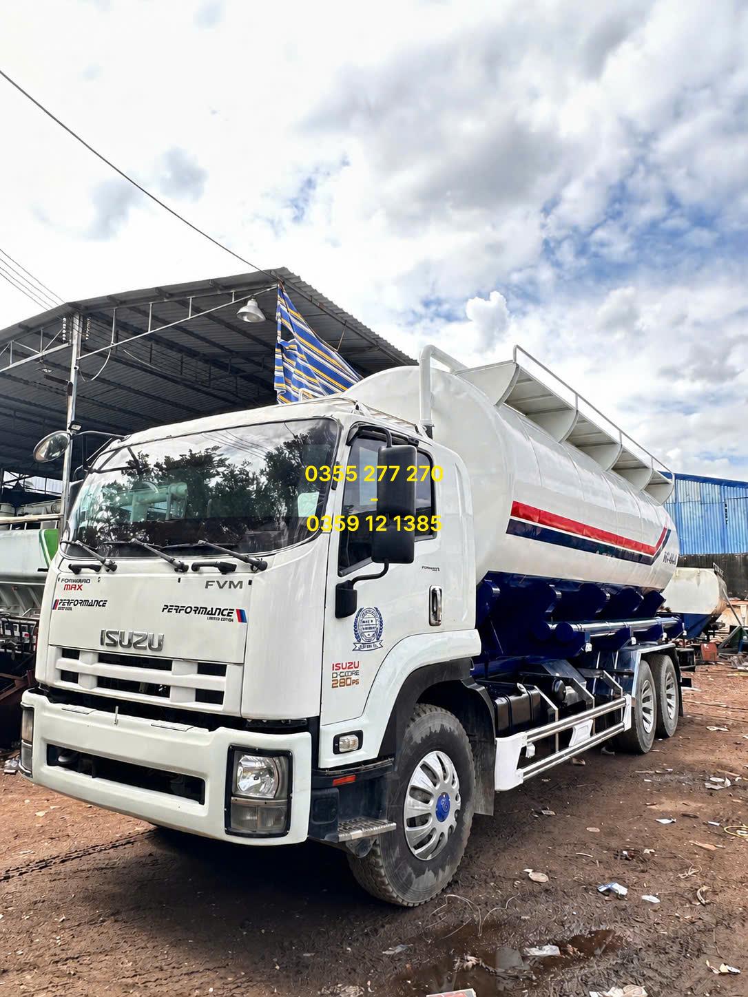 xe bồn chở cám ISUZU'xe bồn cám ISUZU'xe cám ISUZU'cám thổi ISUZU'xe bồn cám thổi'xe chở cám thổi'xe chở thức ăn chăn nuôi'xe bồn thức ăn chăn nuôi'cải tạo xe bồn cám'cải tạo xe chở cám'đóng bồn chở cám'đóng bồn cám thổi'giá xe bồn cám'giá đóng bồn cám'bồn chở cám thép'bồn chở cám nhôm'bồn chở cám inox'xe cám 15 tấn'xe cám 20 khối'xe cám 23 khối'xe cám 25 khối'xe cám 29 khối'xe bồn cám khí nén'máy thổi cám'xe giao cám'xe vận chuyển cám'xe chuyên dùng chở cám'xe bồn cám FVM'xe cám ISUZU FVM'Nguyên Vĩ Auto xe cám'